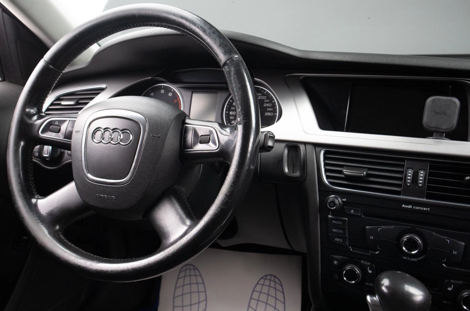 Audi A4 8 из 16