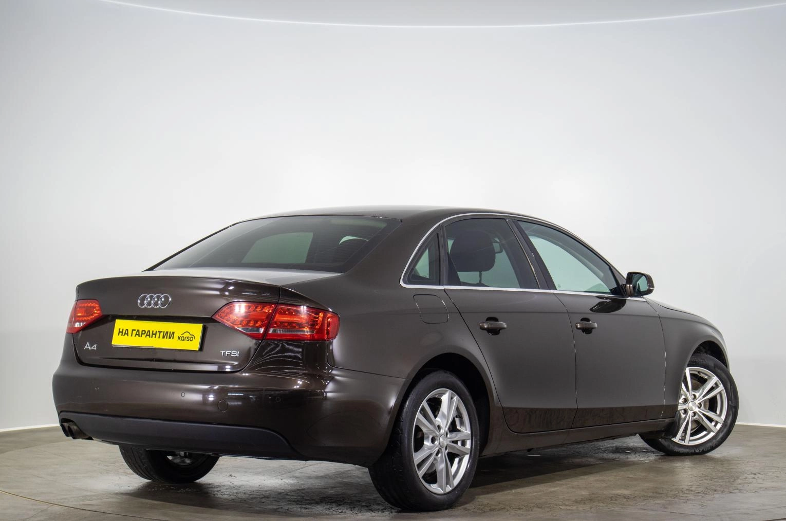 Audi A4 4 из 16