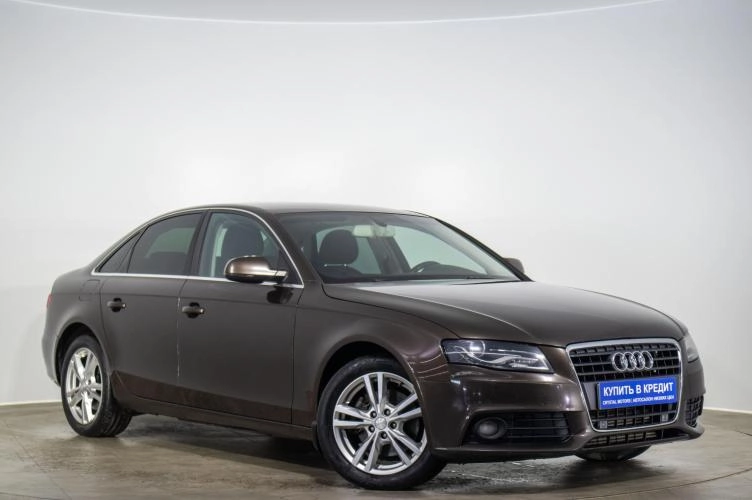 Audi A4 1 из 6