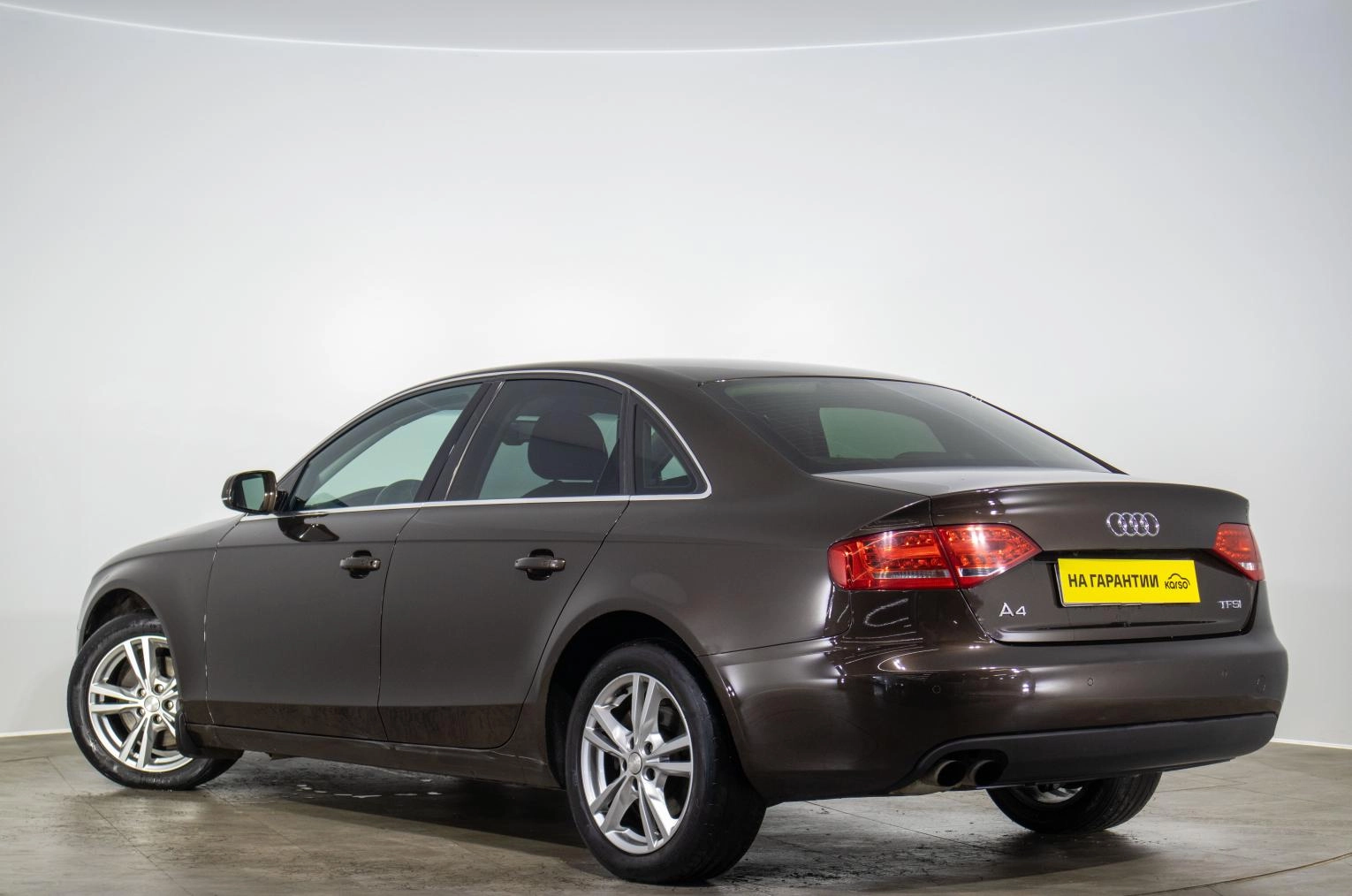 Audi A4 6 из 16