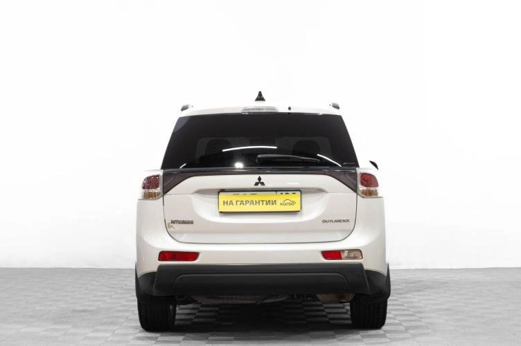 Mitsubishi Outlander 5 из 6