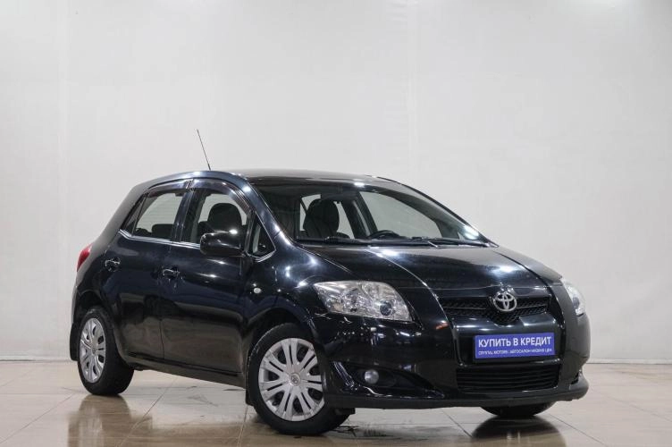 Toyota Auris 1 из 6