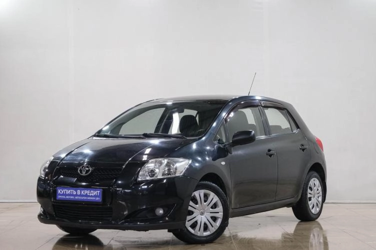Toyota Auris 3 из 6