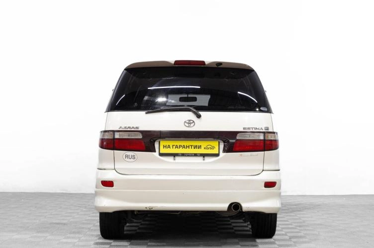 Toyota Estima 5 из 6