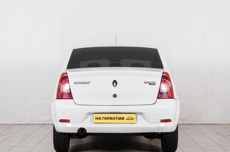 Renault Logan 5 из 6
