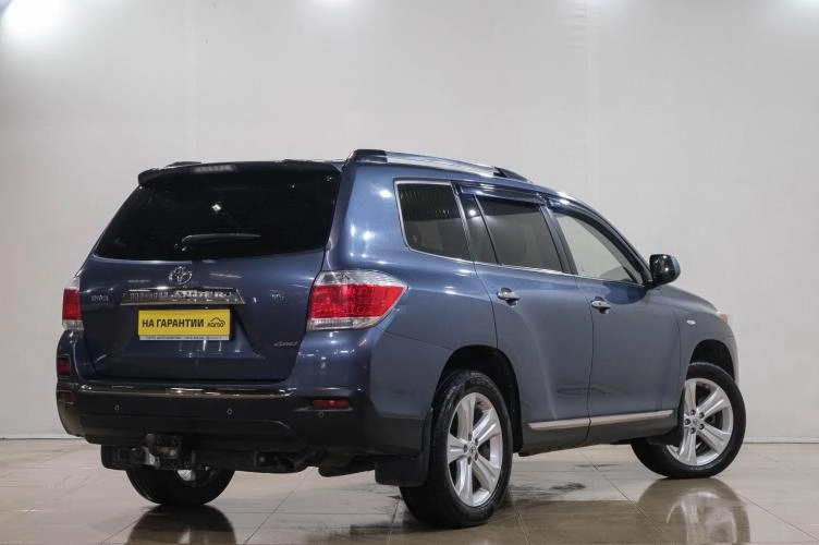 Toyota Highlander 6 из 6