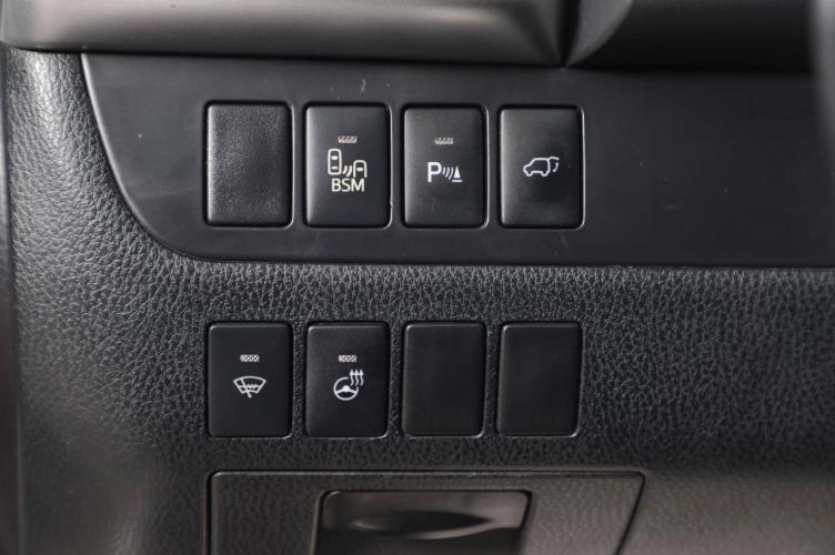 Toyota Highlander 17 из 19