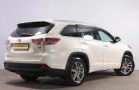 Toyota Highlander 6 из 19
