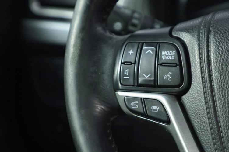 Toyota Highlander 12 из 19