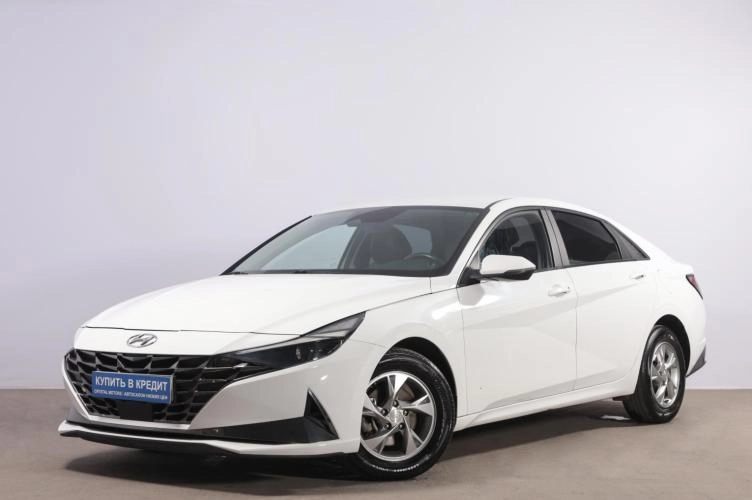 Hyundai Avante 3 из 6