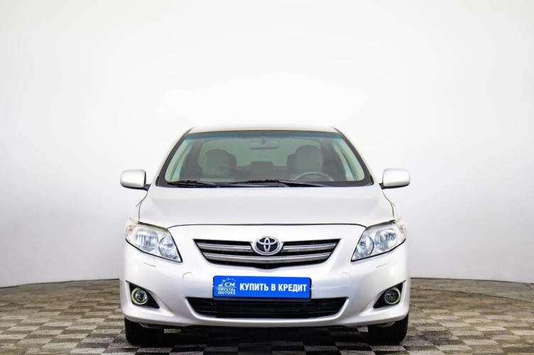 Toyota Corolla 2 из 6