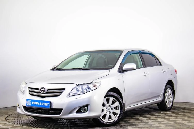 Toyota Corolla 3 из 6