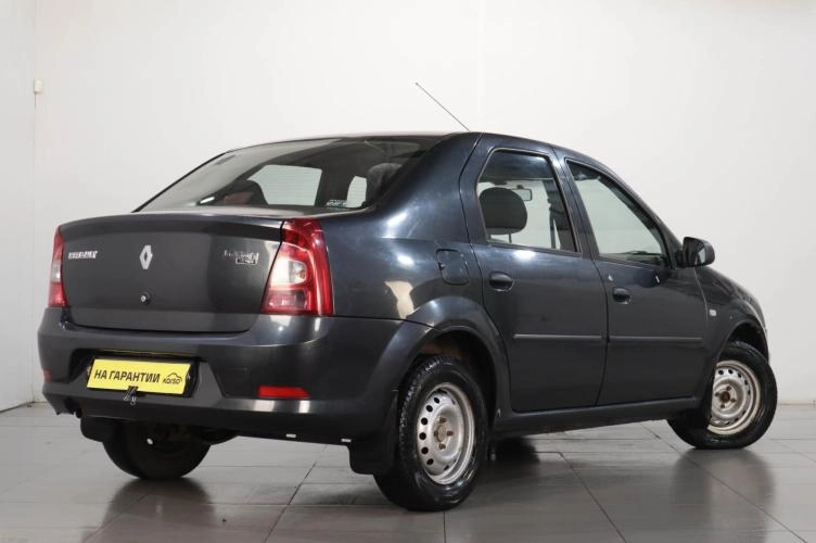 Renault Logan 6 из 11