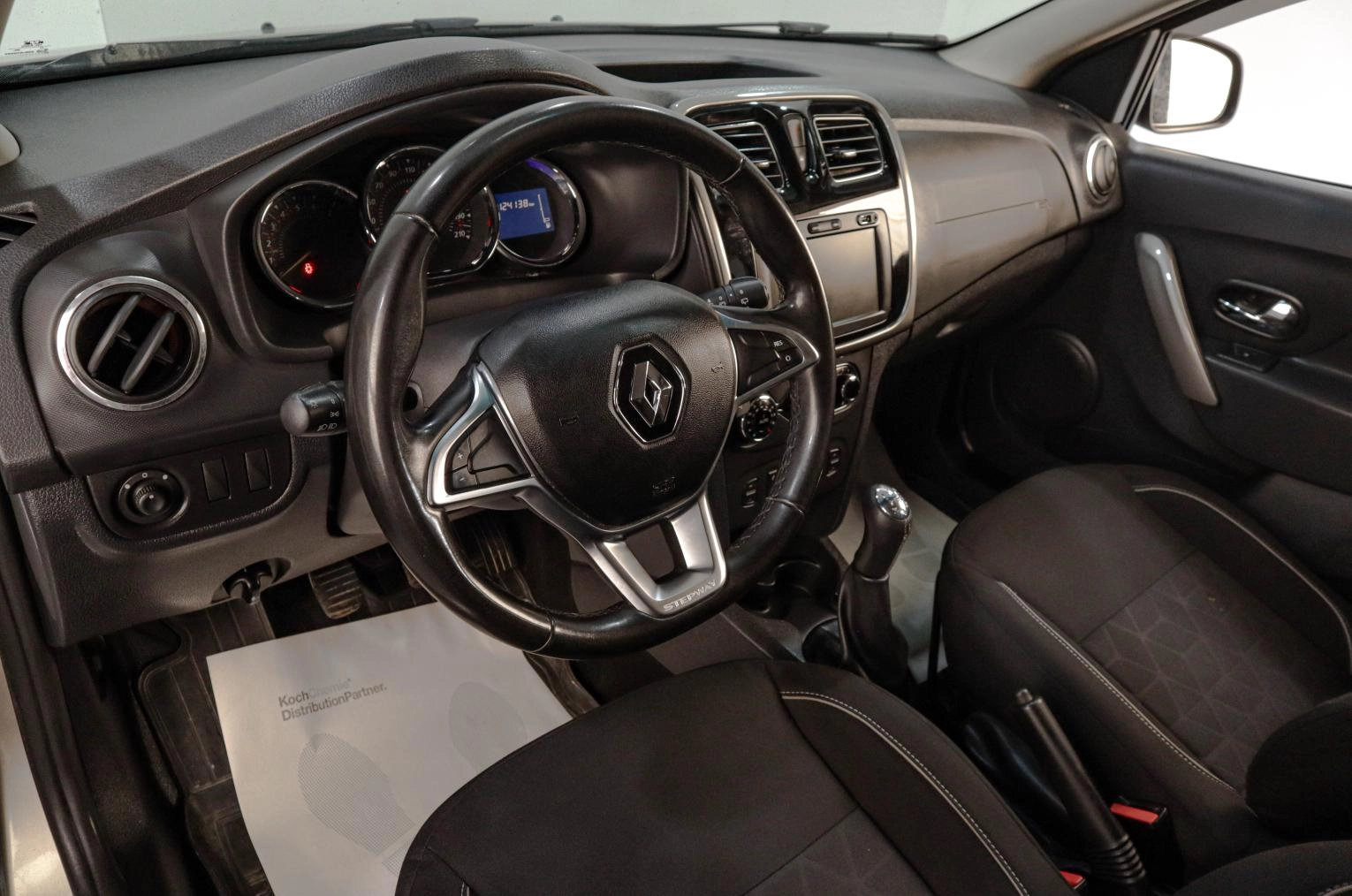 Renault Sandero Stepway 7 из 18
