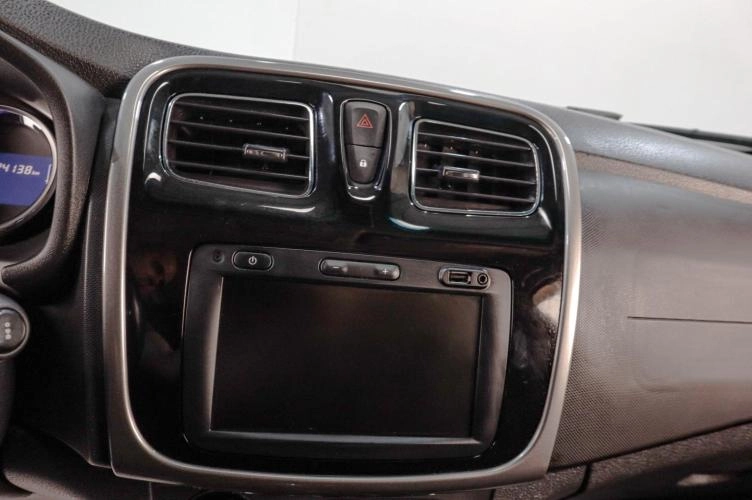 Renault Sandero Stepway 13 из 18