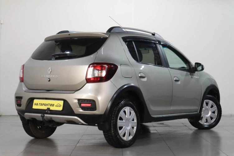 Renault Sandero Stepway 6 из 18