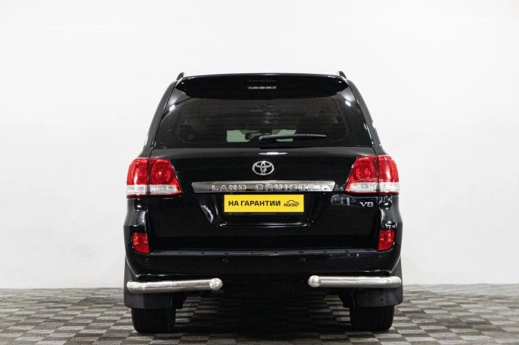 Toyota Land Cruiser 5 из 6