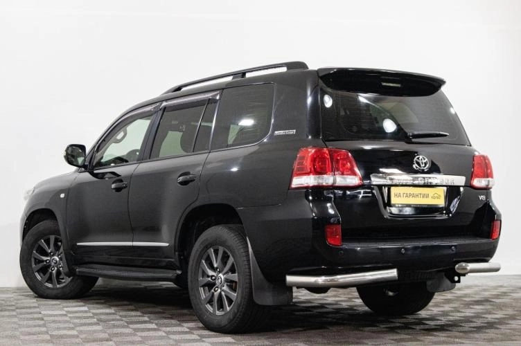 Toyota Land Cruiser 4 из 6