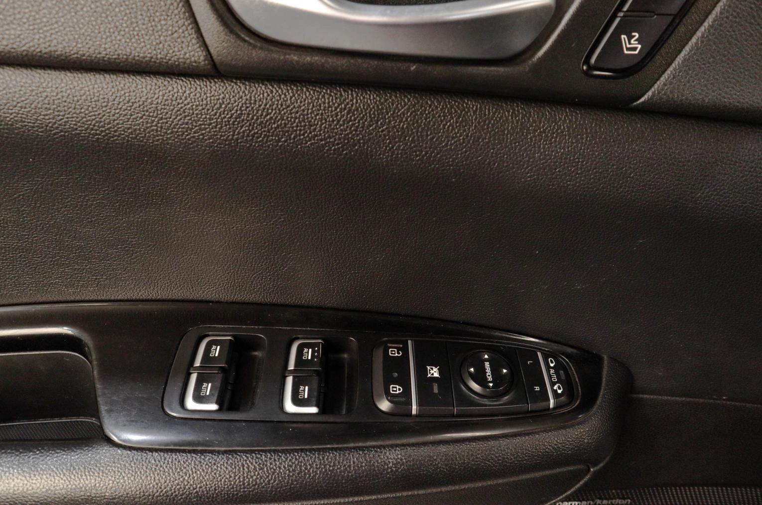 KIA Optima 8 из 19