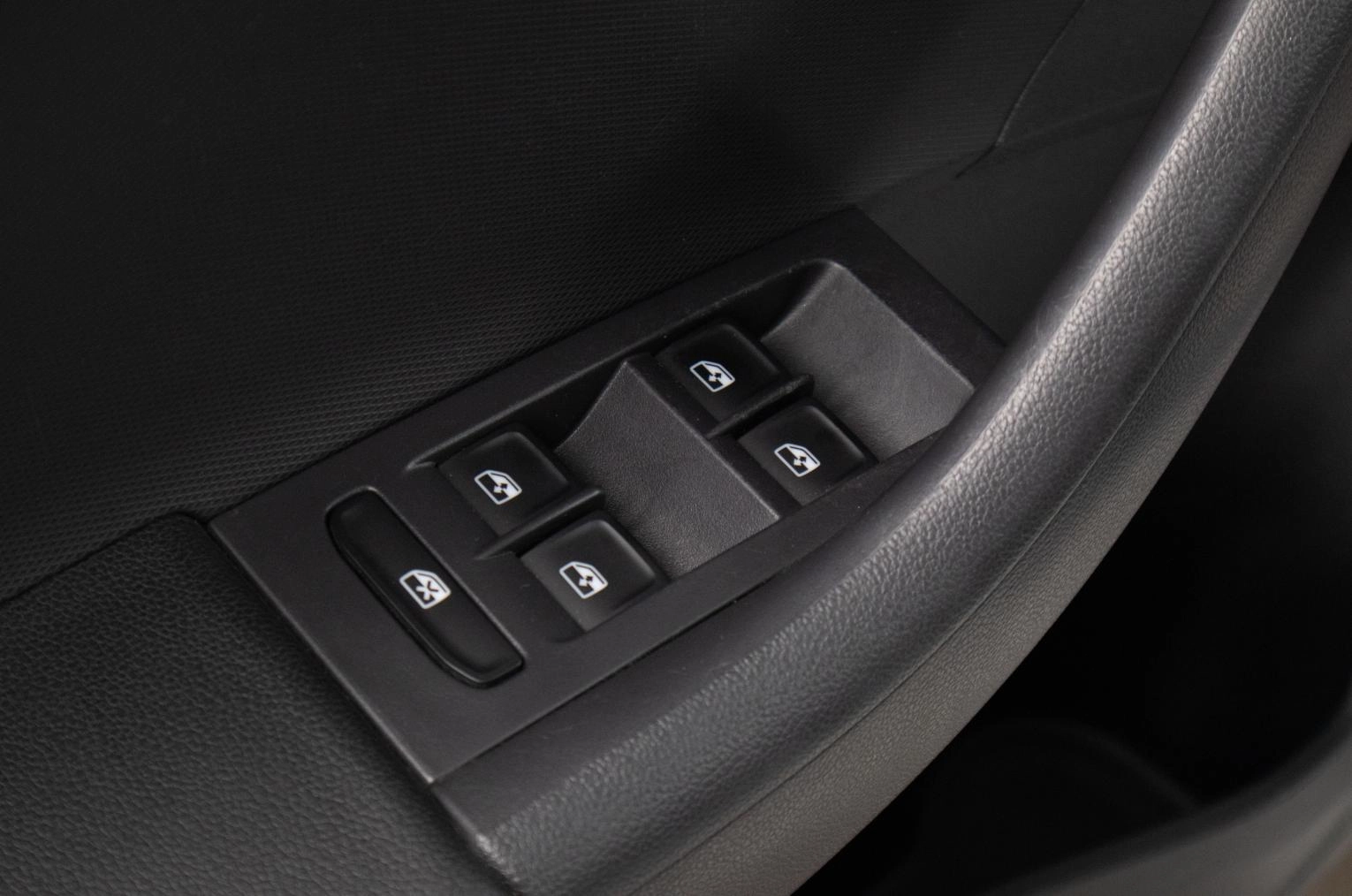 Skoda Rapid 15 из 18