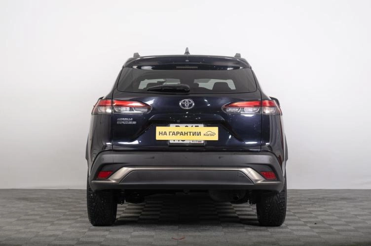 Toyota Corolla Cross 4 из 6
