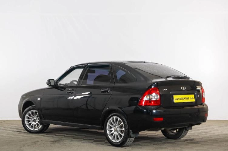 ВАЗ (LADA) Priora 4 из 6