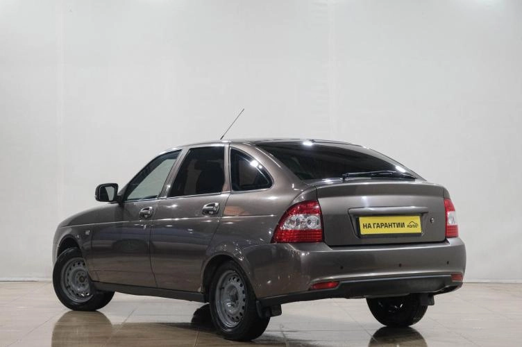 ВАЗ (LADA) Priora 4 из 6