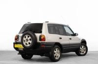 Toyota RAV4 4 из 19