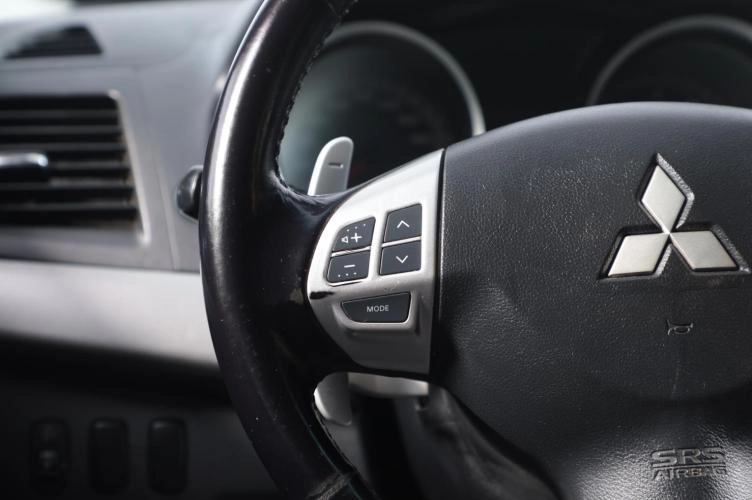 Mitsubishi Lancer 12 из 18