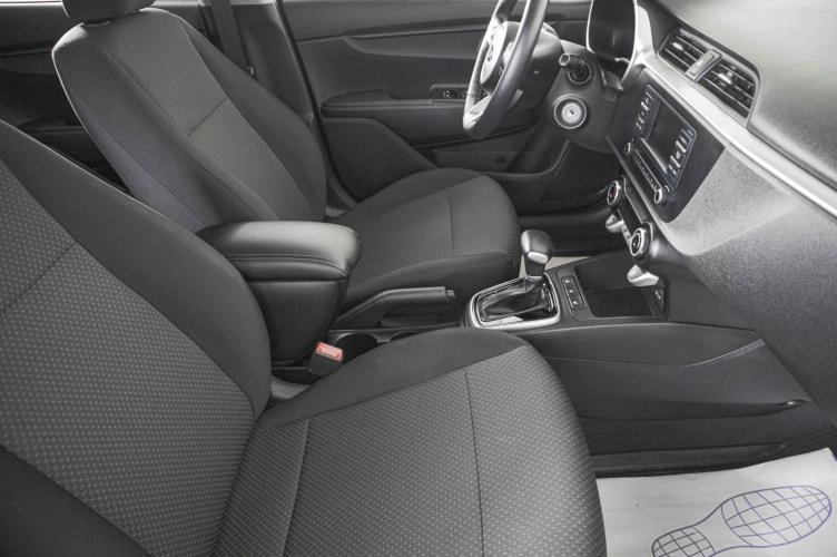 KIA Rio 11 из 22
