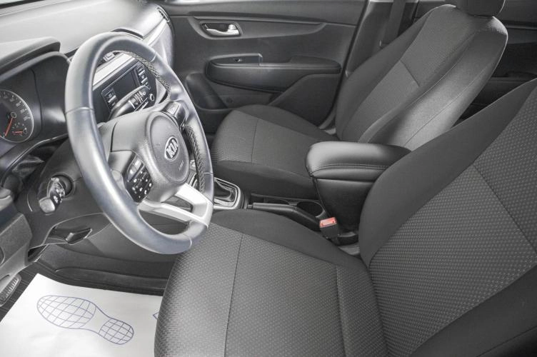 KIA Rio 8 из 22