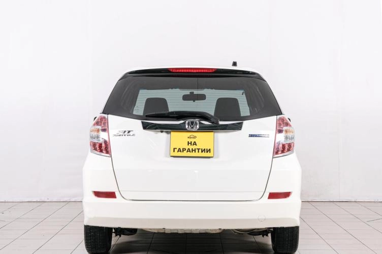 Honda Fit Shuttle 5 из 6