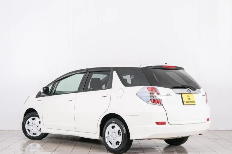 Honda Fit Shuttle 4 из 6
