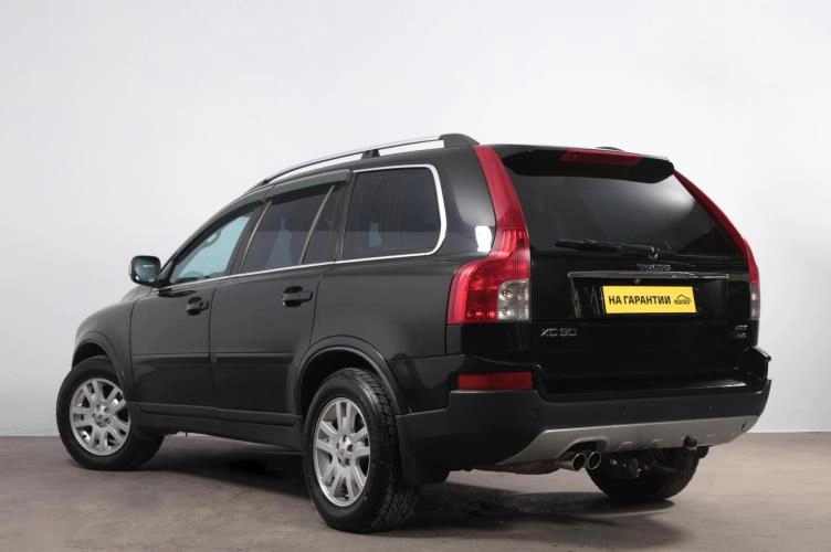 Volvo XC90 4 из 6