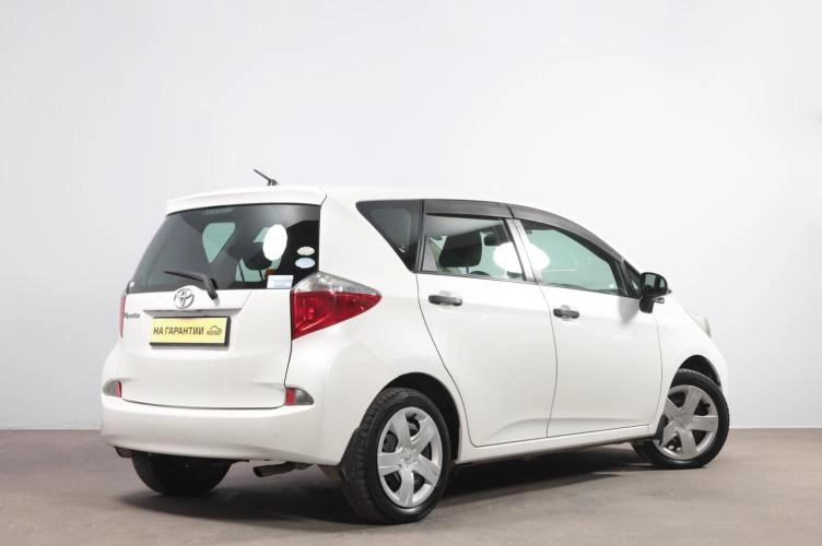 Toyota Ractis 6 из 6
