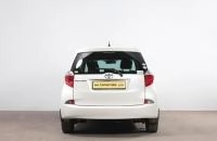 Toyota Ractis 5 из 17
