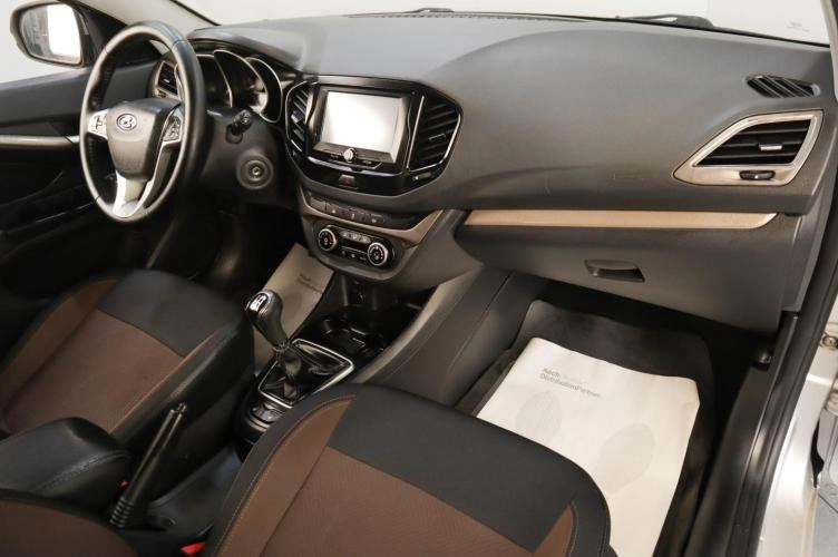 ВАЗ (LADA) Vesta 9 из 16