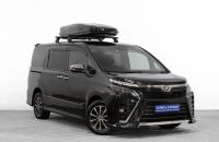 Toyota Voxy 1 из 24