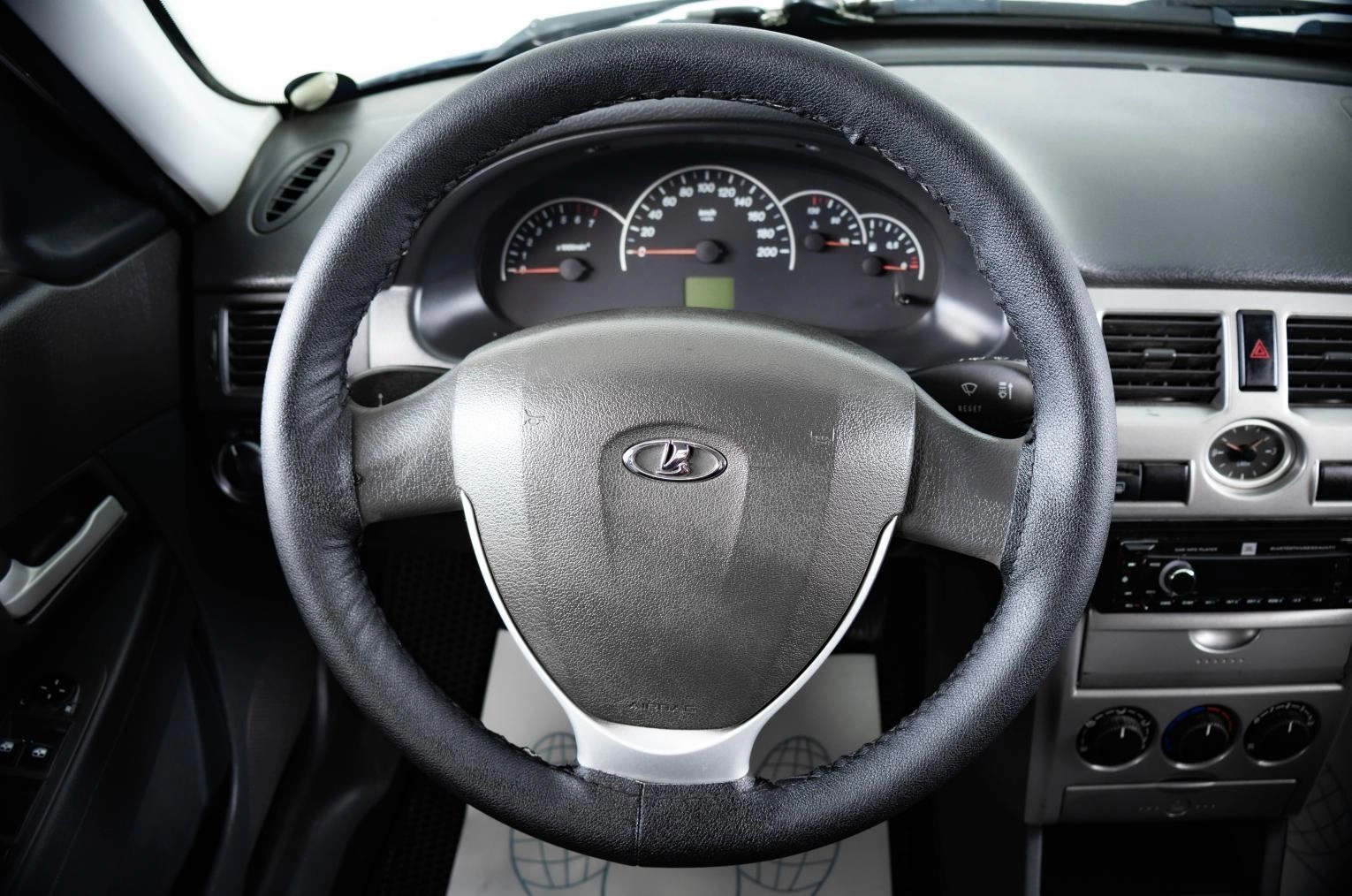 ВАЗ (LADA) Priora 14 из 19