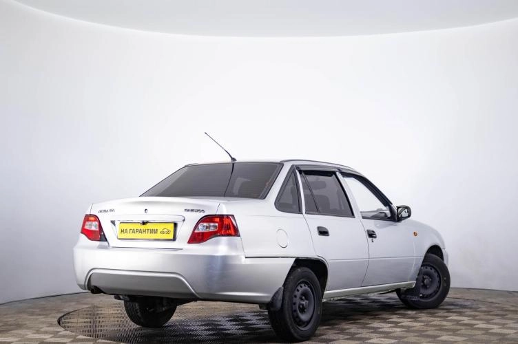 Daewoo Nexia 4 из 6