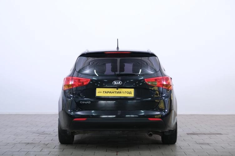 KIA cee'd 5 из 6