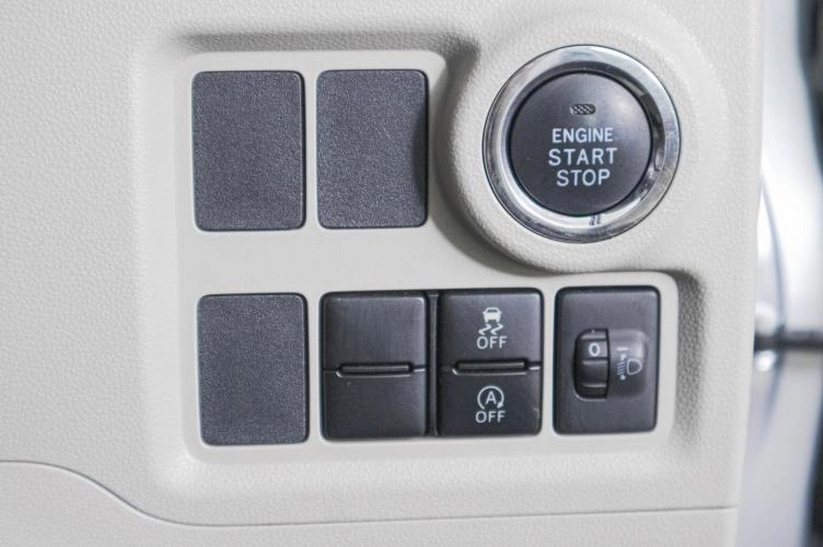 Toyota Passo 18 из 19