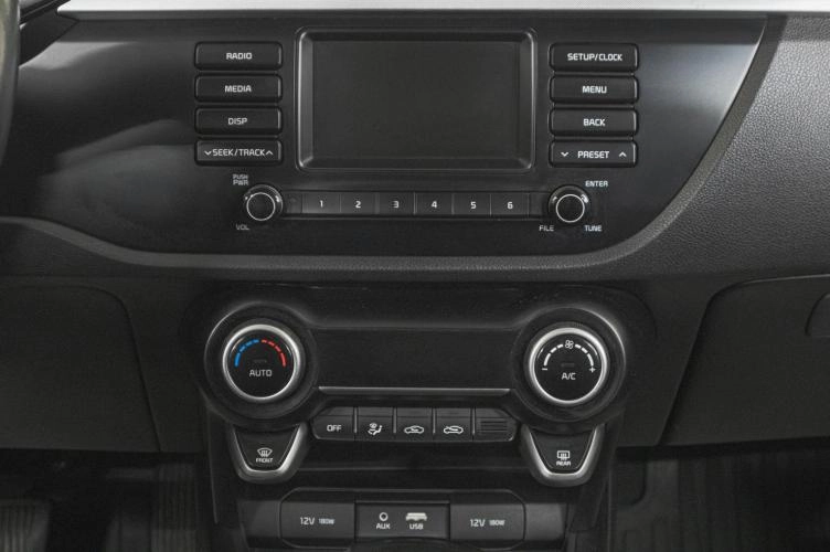 KIA Rio X-Line 17 из 21