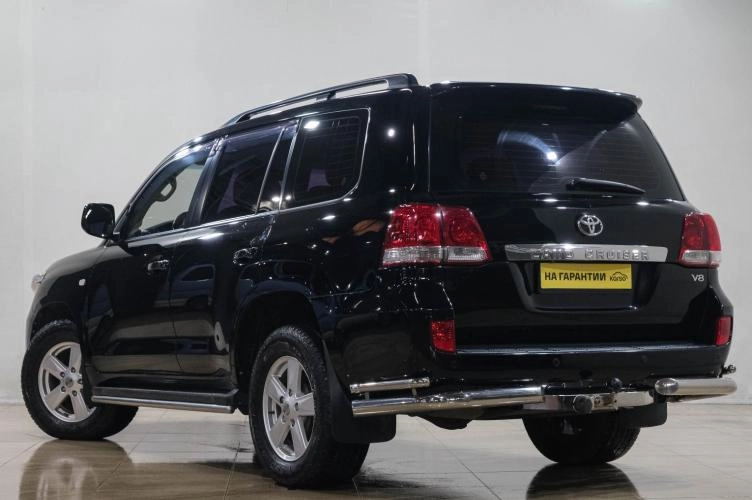 Toyota Land Cruiser 4 из 6