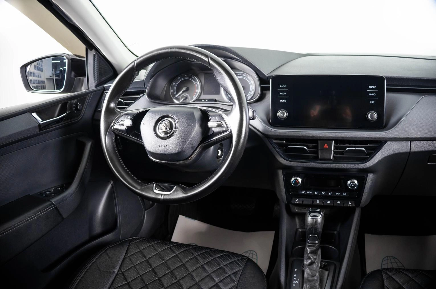 Skoda Rapid 12 из 21