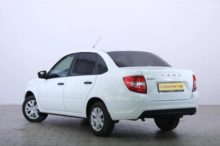 ВАЗ (LADA) Granta 4 из 6