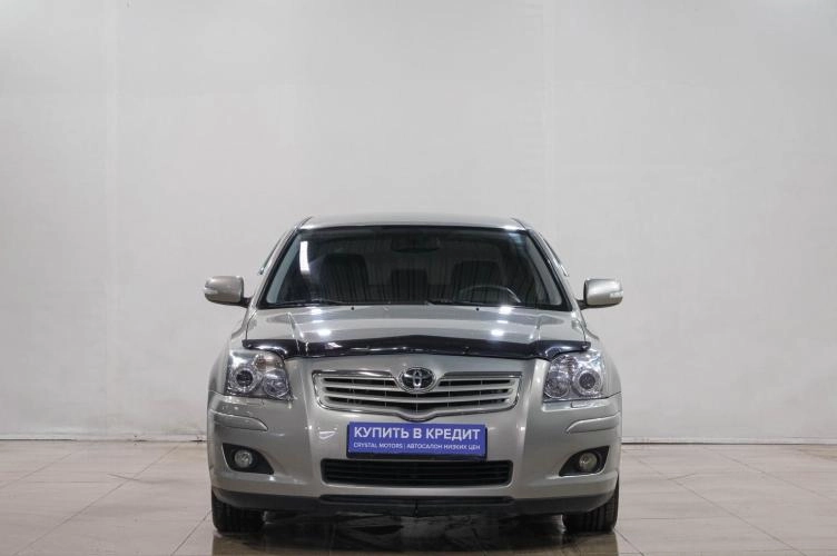 Toyota Avensis 2 из 6
