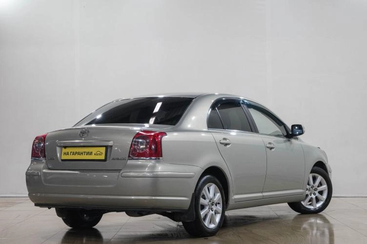 Toyota Avensis 6 из 6
