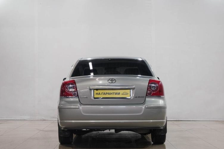 Toyota Avensis 5 из 6
