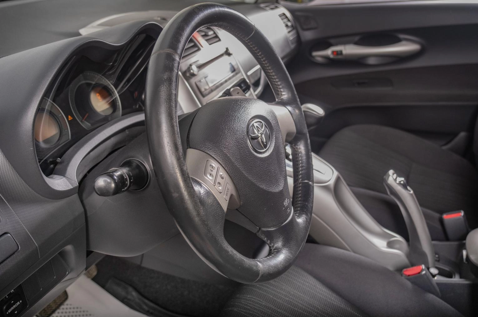 Toyota Auris 12 из 18